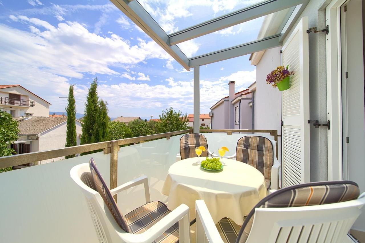 Apartment Anja Krk Town Esterno foto